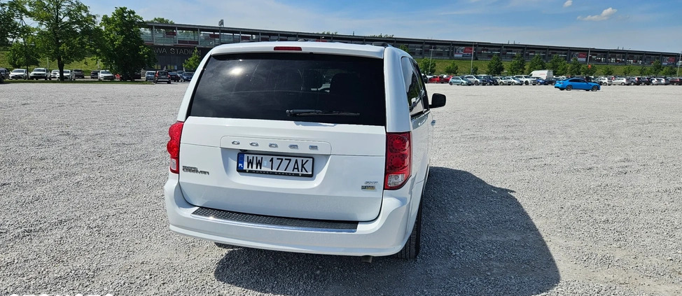 Dodge Grand Caravan cena 71999 przebieg: 165550, rok produkcji 2019 z Warszawa małe 704